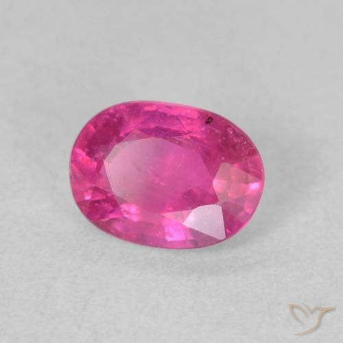 Rubis Rose vif naturelle ovale, 1.50 ct, VS