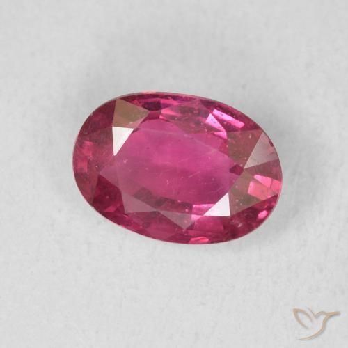 Rubis Rouge léger naturelle ovale, 1.02 ct, VS