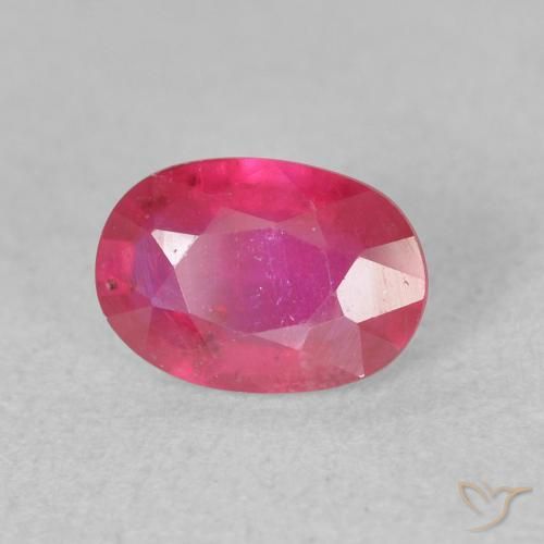 Rubis Rouge léger naturelle ovale, 1.01 ct, VS