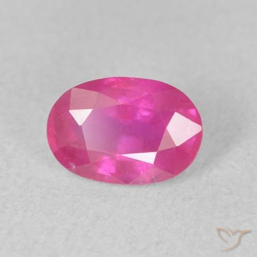 Rubis Magenta profond naturelle ovale, 1.18 ct, VS