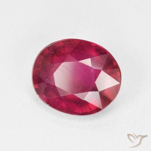 Rubis Medium Dark-Red naturelle ovale, 5.05 ct, VS