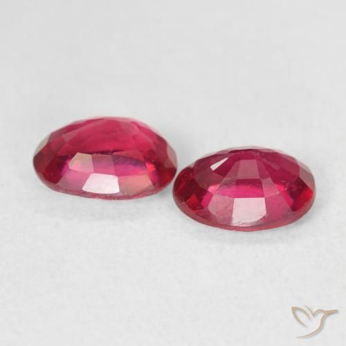Shop natural 2.03ct Cramoisi profond Rubis gems, ovale, from Mozambique at GemSelect. In stock, global shipping!