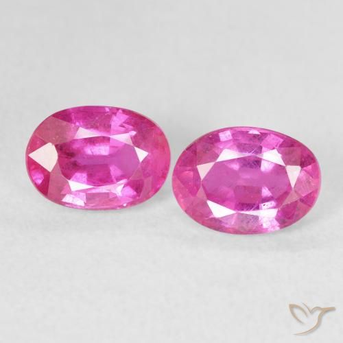 2.54ctw Naturel Magenta profond Rubis, ovale, VS