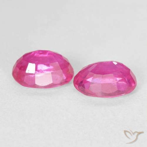 Shop natural 2.54ct Magenta profond Rubis gems, ovale, from Mozambique at GemSelect. In stock, global shipping!
