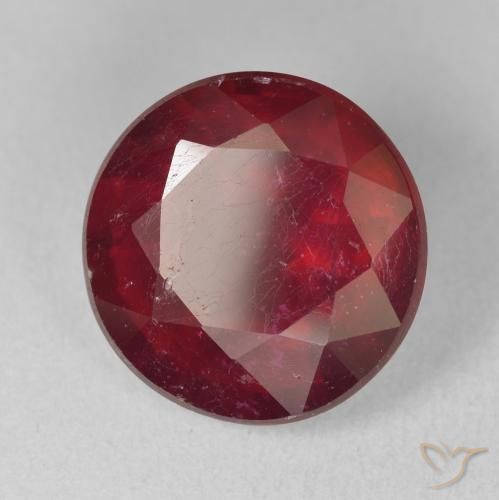 Rubis Vin rouge naturelle Tour, 12.44 ct, VS-SI