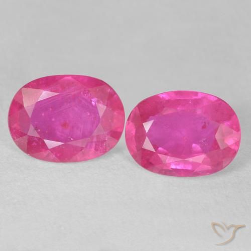 3.08ctw Naturel Medium Dark-Pink Rubis, ovale, VS-SI