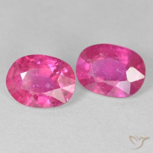 Shop natural 3.31ct Rose vif Rubis gems, ovale, from Mozambique at GemSelect. In stock, global shipping!