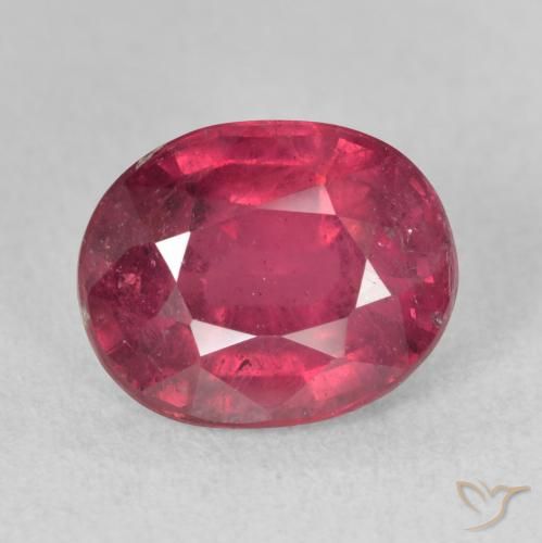 Rubis Rouge foncé naturelle ovale, 3.58 ct, VS-SI