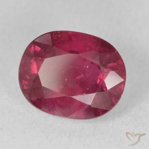 Rubis Rouge Rosâtre naturelle ovale, 4.20 ct, VS-SI