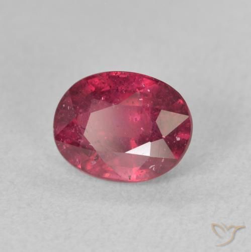 Rubis Rouge sang naturelle ovale, 2.10 ct, VS-SI