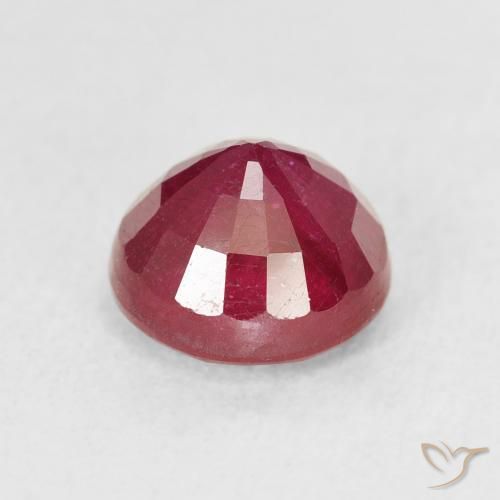 Rubis Rouge foncé naturelle Tour, 2.33 ct, VS-SI