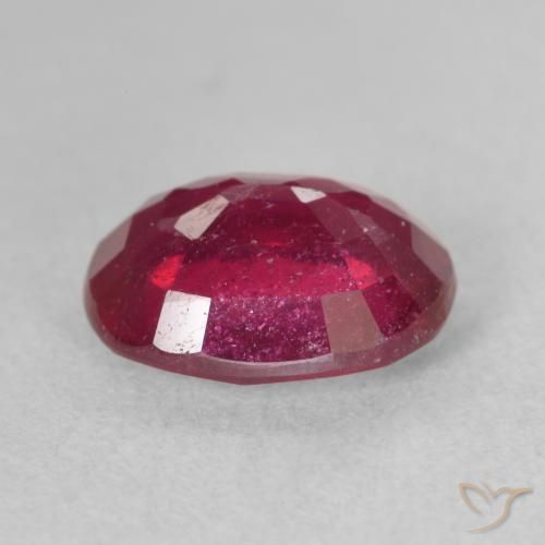 Rubis Rouge confiture naturelle ovale, 3.60 ct, VS-SI