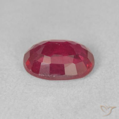 Rubis Rouge Rosâtre naturelle ovale, 1.73 ct, VS-SI