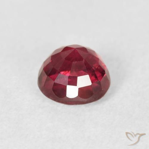 Rubis Rouge moyen naturelle Tour, 1.36 ct, VS-SI