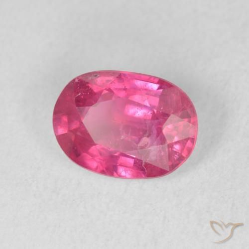Rubis Rouge Rosâtre naturelle ovale, 1.54 ct, VS-SI