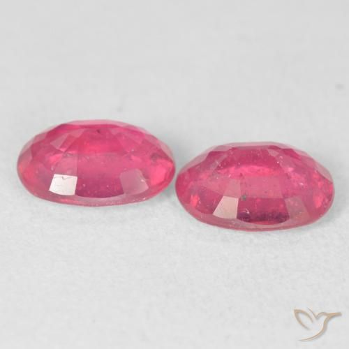 Shop natural 3.23ct Rouge moyen Rubis gems, ovale, from Mozambique at GemSelect. In stock, global shipping!