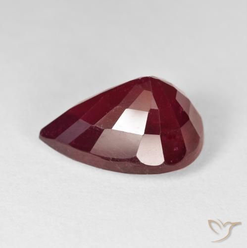 Rubis Rouge foncé naturelle En forme de poire, 15.39 ct, VS