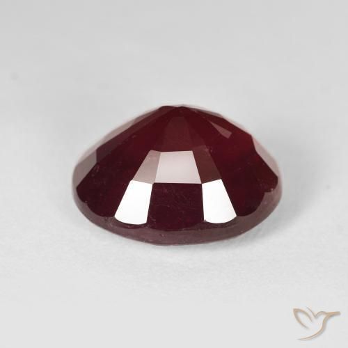 Rubis Rouge foncé naturelle ovale, 11.22 ct, VS