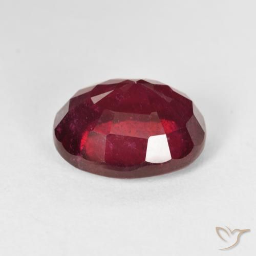 Rubis Rouge vif naturelle ovale, 12.14 ct, VS