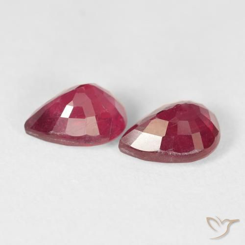 Shop natural 3.53ct Rouge moyen Rubis gems, En forme de poire, from Madagascar at GemSelect. In stock, global shipping!