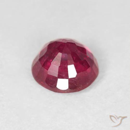 Rubis Medium Dark-Red naturelle Tour, 0.99 ct, VS