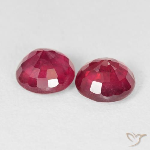 Shop natural 2.38ct Cramoisi profond Rubis gems, Tour, from Madagascar at GemSelect. In stock, global shipping!
