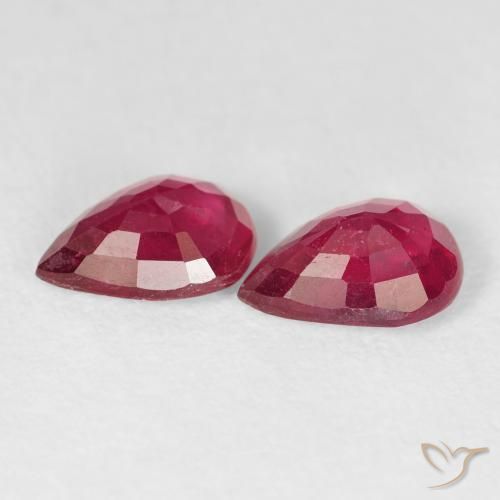 Shop natural 2.56ct Cramoisi profond Rubis gems, En forme de poire, from Madagascar at GemSelect. In stock, global shipping!
