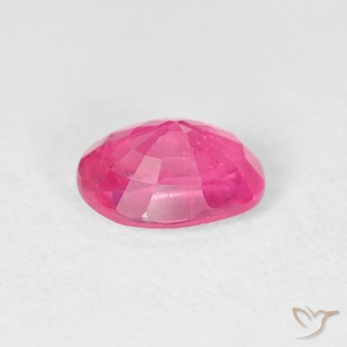 Rubis Magenta profond naturelle ovale, 1.20 ct, VS