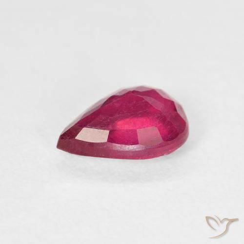 Rubis Rouge léger naturelle En forme de poire, 0.93 ct, VS-SI