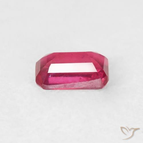 Rubis Rouge léger naturelle Octogone / coupe Émeraude, 0.74 ct, VS