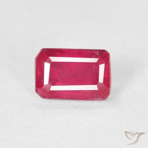 0.88ct Naturel Rouge Rosâtre Rubis, Taille émeraude, VS