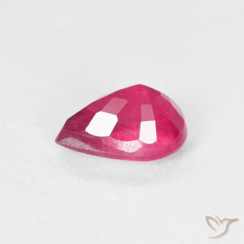 Rubis Rouge léger naturelle En forme de poire, 0.70 ct, VS-SI