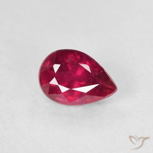 Rubis Medium Dark-Red naturelle En forme de poire, 0.72 ct, VS-SI