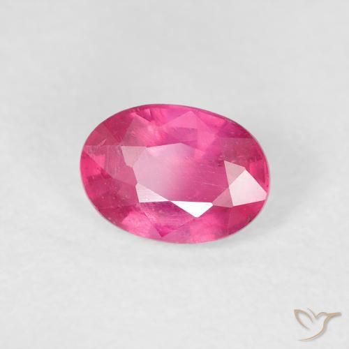 Rubis Magenta profond naturelle ovale, 1.27 ct, VS