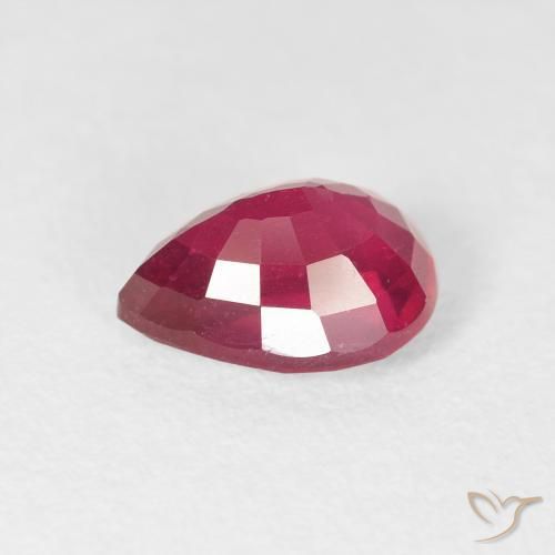 Rubis Medium Dark-Red naturelle En forme de poire, 1.82 ct, VS