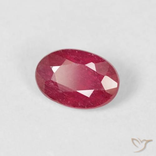 Rubis Cramoisi profond naturelle ovale, 0.75 ct, VS-SI