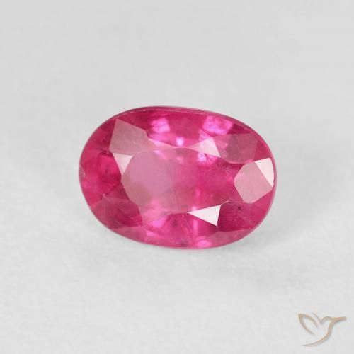 Rubis Medium Dark-Pink naturelle ovale, 1.33 ct, VS