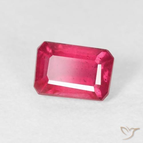 Rubis Rouge moyen naturelle Octogone / coupe Émeraude, 1.04 ct, VS