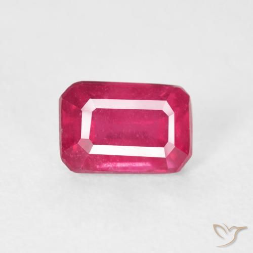 0.93ct Naturel Rose rougeâtre Rubis, Taille émeraude, VS