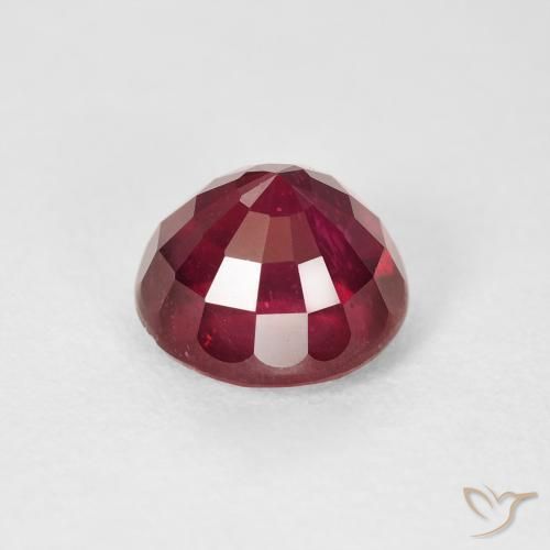 Rubis Rouge foncé naturelle Tour, 3.93 ct, VS