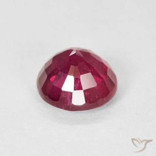 Rubis Rouge moyen naturelle Tour, 2.10 ct, VS