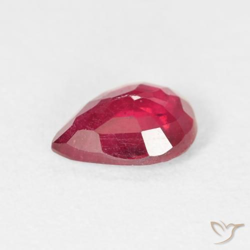Rubis Cramoisi profond naturelle En forme de poire, 1.32 ct, VS-SI