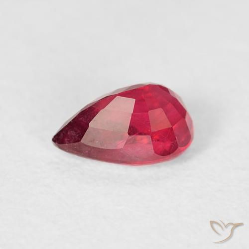 Rubis Rouge léger naturelle En forme de poire, 0.73 ct, VS-SI