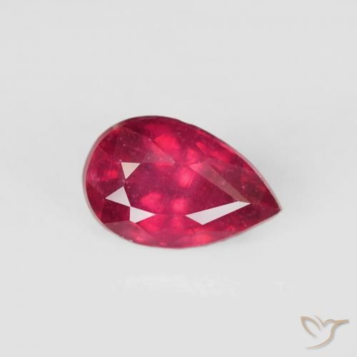 Rubis Cramoisi profond naturelle En forme de poire, 0.70 ct, VS-SI