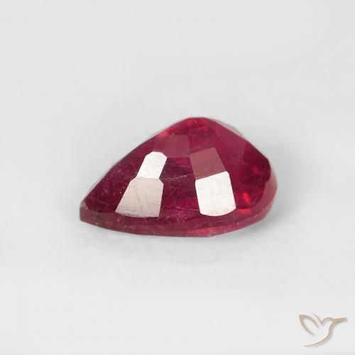 Rubis Rouge moyen naturelle En forme de poire, 0.74 ct, VS-SI