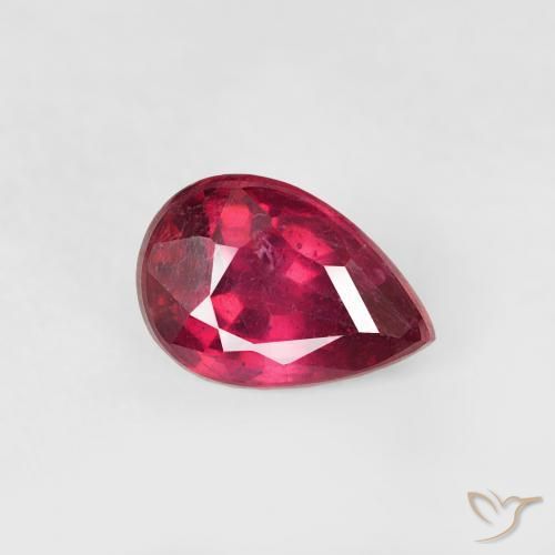Rubis Rouge foncé naturelle En forme de poire, 0.65 ct, VS-SI
