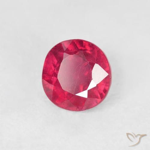 Rubis Rouge moyen naturelle Tour, 0.90 ct, VS