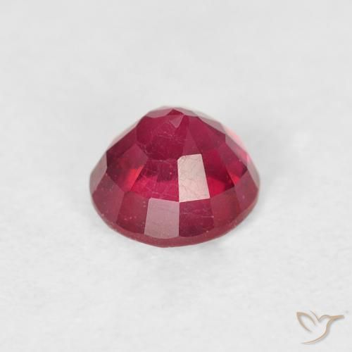 Rubis Rouge moyen naturelle Tour, 0.90 ct, VS