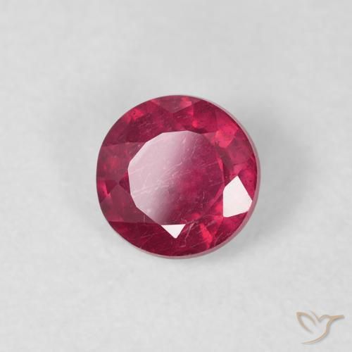 Rubis Rouge moyen naturelle Tour, 0.81 ct, VS