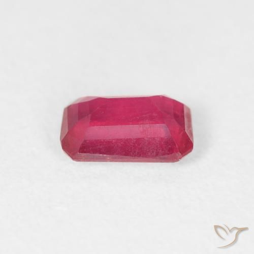 Rubis Rouge moyen naturelle Octogone / coupe Émeraude, 0.77 ct, VS